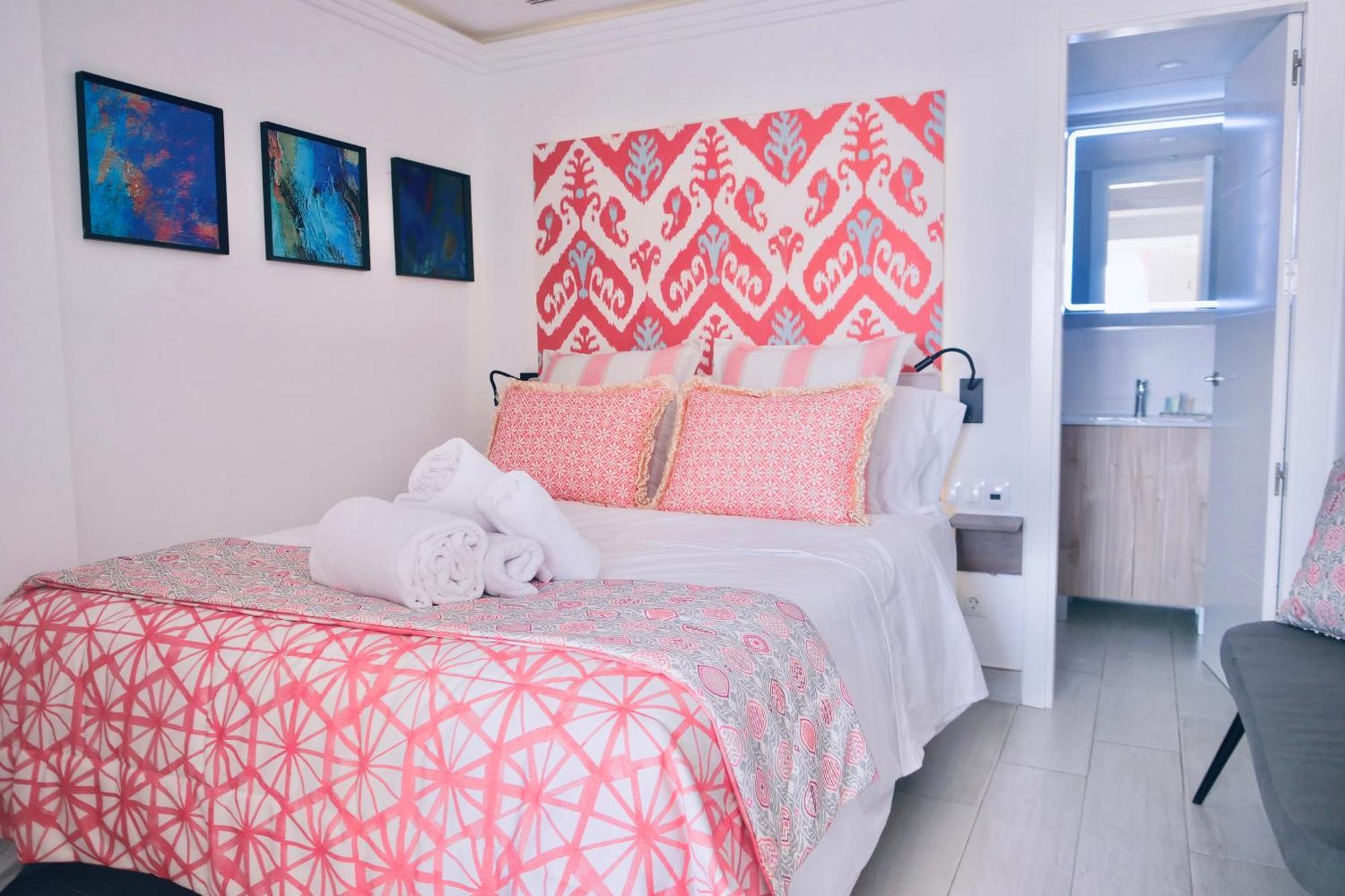Myra Apart-Hotel Марбелья Екстер'єр фото